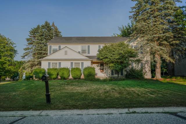 2411 Weathervane Road, West Bloomfield, MI