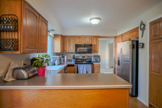 2411 Weathervane Road, West Bloomfield, MI 48324 photo 4