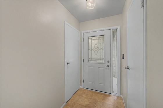 624 Watersedge Drive, Ann Arbor, MI 48105 photo 5