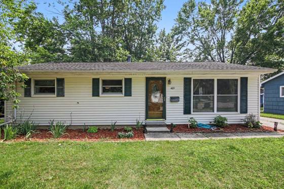481 Argyle Crescent, Milan, MI 48160 photo 2