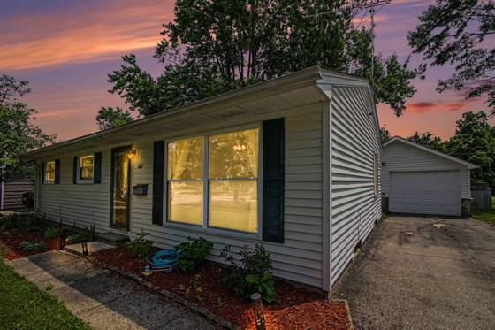 481 Argyle Crescent, Milan, MI 48160 photo 3