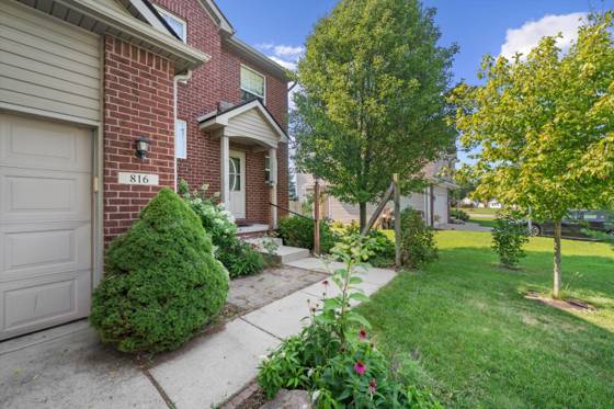816 King Fisher Street, Milan, MI 48160 photo 4