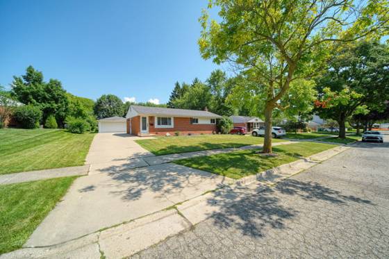 732 Bassett Drive, Saline, MI 48176 photo 4