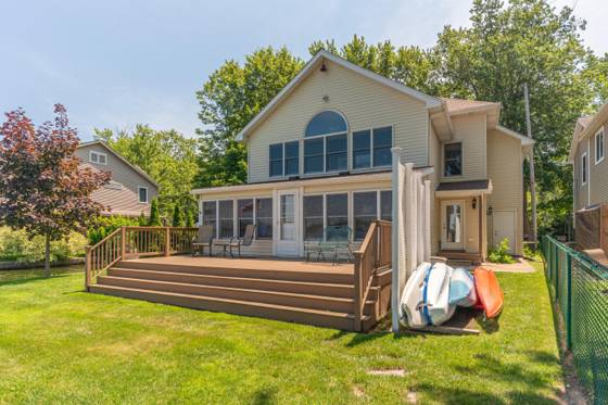 11818 Algonquin Drive, Pinckney, MI 48169 photo 2