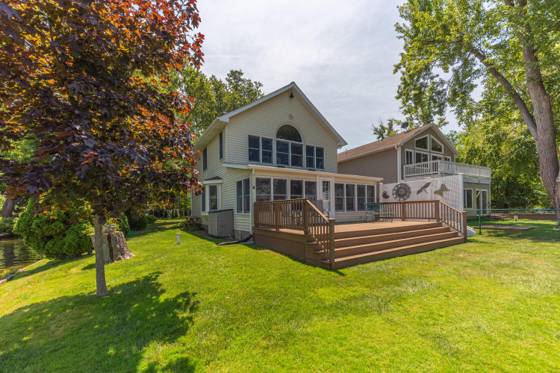 11818 Algonquin Drive, Pinckney, MI 48169 photo 3