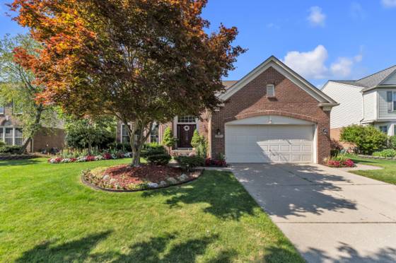 44899 Weymouth Drive, Canton, MI 48188 photo 2
