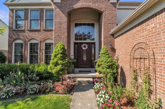 44899 Weymouth Drive, Canton, MI 48188 photo 3