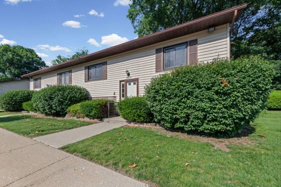38116 Hixford Place, Westland, MI 48185 photo 2