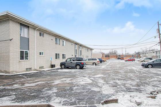4839 Mansfield Avenue #G6, Royal Oak, MI 48073 photo 4