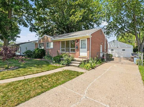 32740 Grandview Avenue, Westland, MI 48186 photo 2