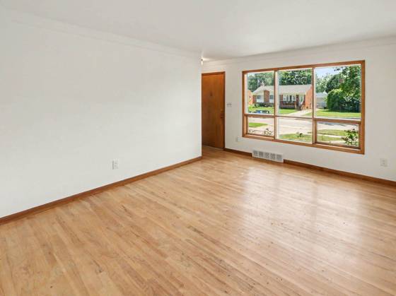 32740 Grandview Avenue, Westland, MI 48186 photo 3