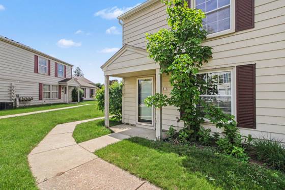 3124 Beechtree Court, Lake Orion, MI 48360 photo 3