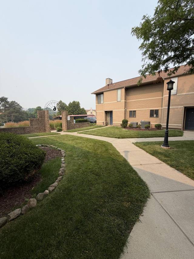 325 Briarcrest Drive, Ann Arbor, MI