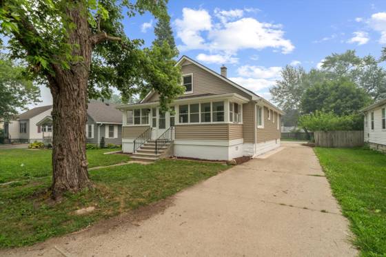 761 Westwood Drive, Monroe, MI 48161 photo 2