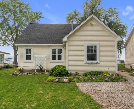 8032 Branch Drive, Brighton, MI 48116 photo 4