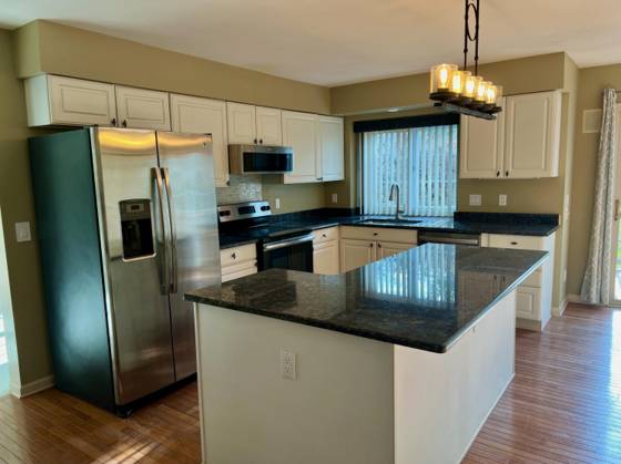 16185 Country Knoll Drive, Northville, MI 48168 photo 5