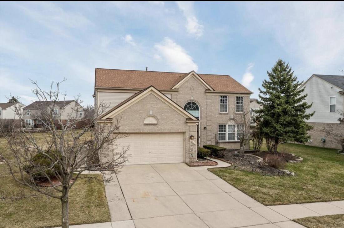 4677 NE Clover Road NE, Canton, MI 48188