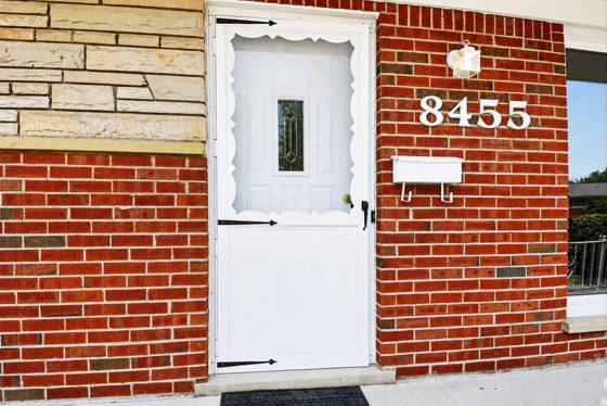 8455 Rockland Street, Dearborn Heights, MI 48127 photo 4