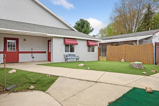 3650 Hogback Road, Fowlerville, MI 48836 photo 4