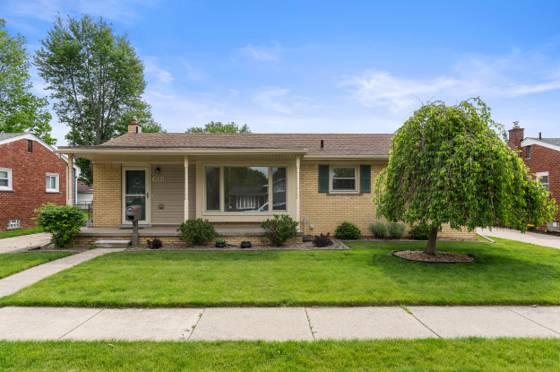 3233 Grange Road, Trenton, MI 48183 photo 2