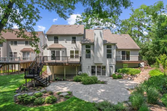 2398 Foxway Drive, Ann Arbor, MI 48105 photo 2