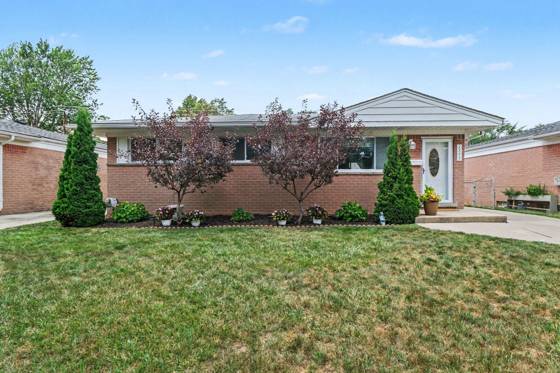 29217 Greater Mack Avenue, Saint Clair Shores, MI 48081 photo 2