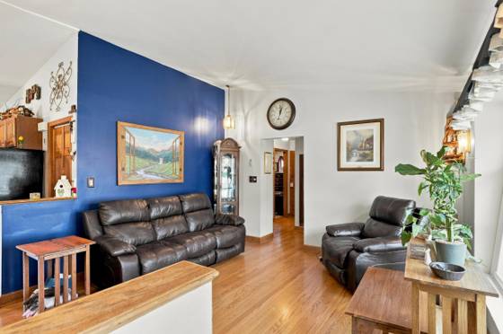 29470 Robert Drive, Livonia, MI 48150 photo 3