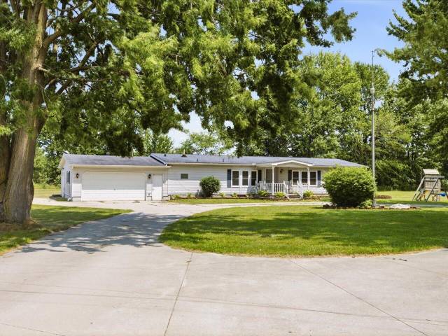 6940 Perry Road, Yale, MI