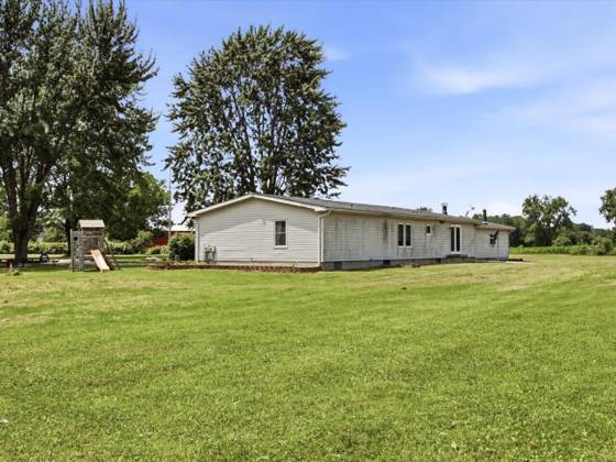6940 Perry Road, Yale, MI 48097 photo 5
