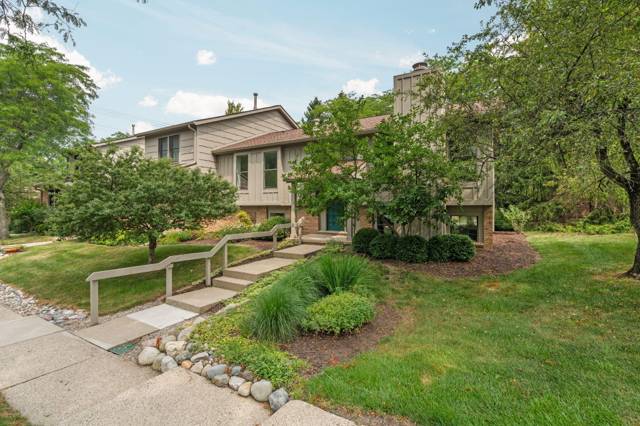 2250 Rivenoak Court, Ann Arbor, MI
