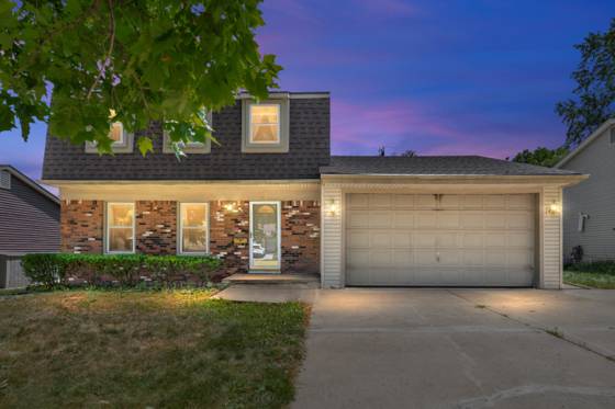 1577 Sheffield Drive, Ypsilanti, MI 48198 photo 2