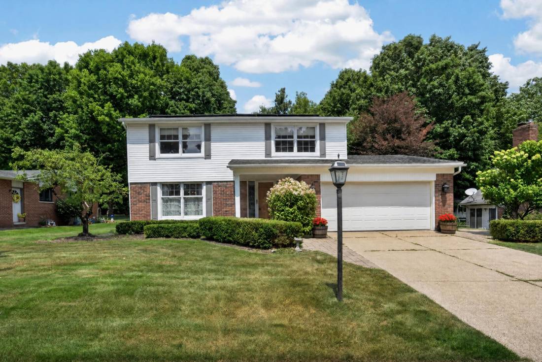 43646 Westridge Lane, Northville, MI 48167