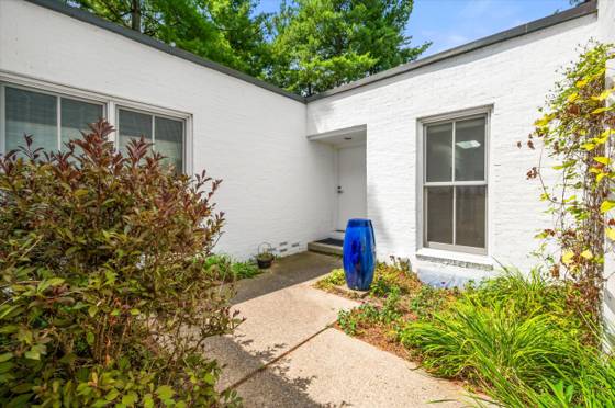 1019 Young Place, Ann Arbor, MI 48105 photo 4