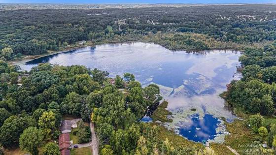 2555 Melvin Road, Pinckney, MI 48169 photo 2