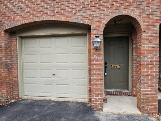 3041 Barclay Way, Ann Arbor, MI 48105 photo 2