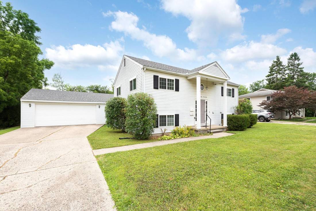 1670 Tudor Drive, Ann Arbor, MI 48103