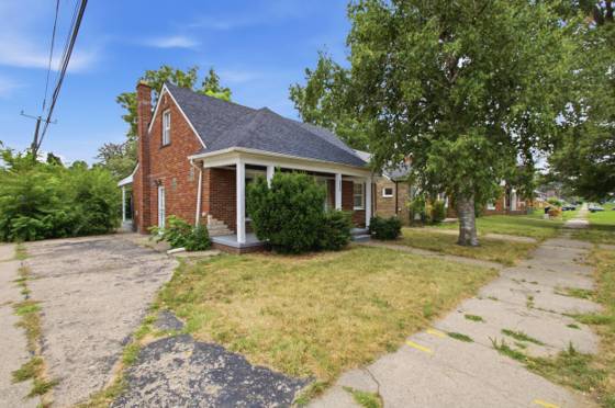 18990 Hamburg Street, Detroit, MI 48205 photo 2
