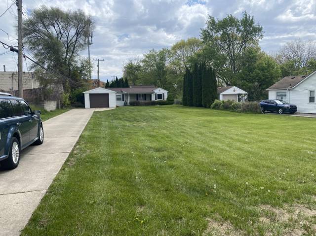8060 S Lenore Avenue, Dearborn Heights, MI