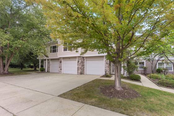 516 Boulderstone Lane, Chelsea, MI 48118 photo 5