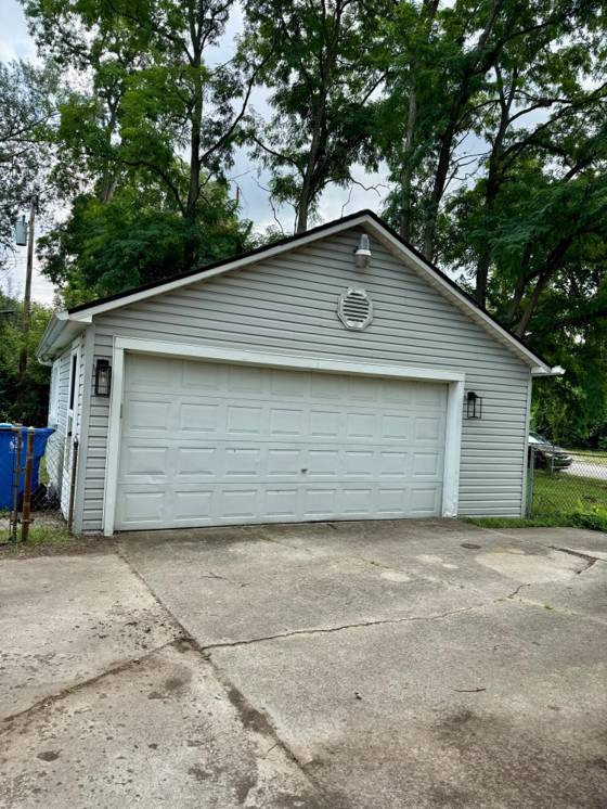 5169 Glenis Street, Dearborn Heights, MI 48125 photo 4