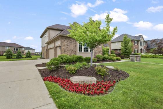 51847 Pierce Drive, Northville, MI 48167 photo 3