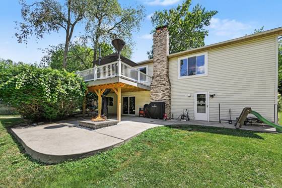 1560 Chanticlair Circle, Wixom, MI 48393 photo 4