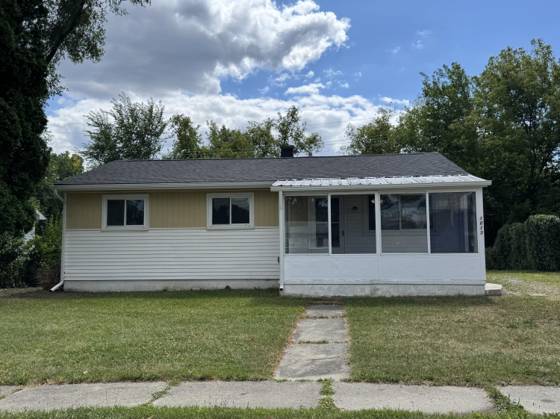 1613 Harvest Lane, Ypsilanti, MI 48198 photo 2