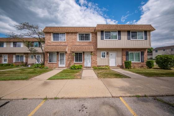 352 Riverbend Drive, Milan, MI 48160 photo 2