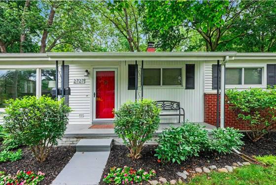 2727 Hampshire Road, Ann Arbor, MI 48104 photo 2