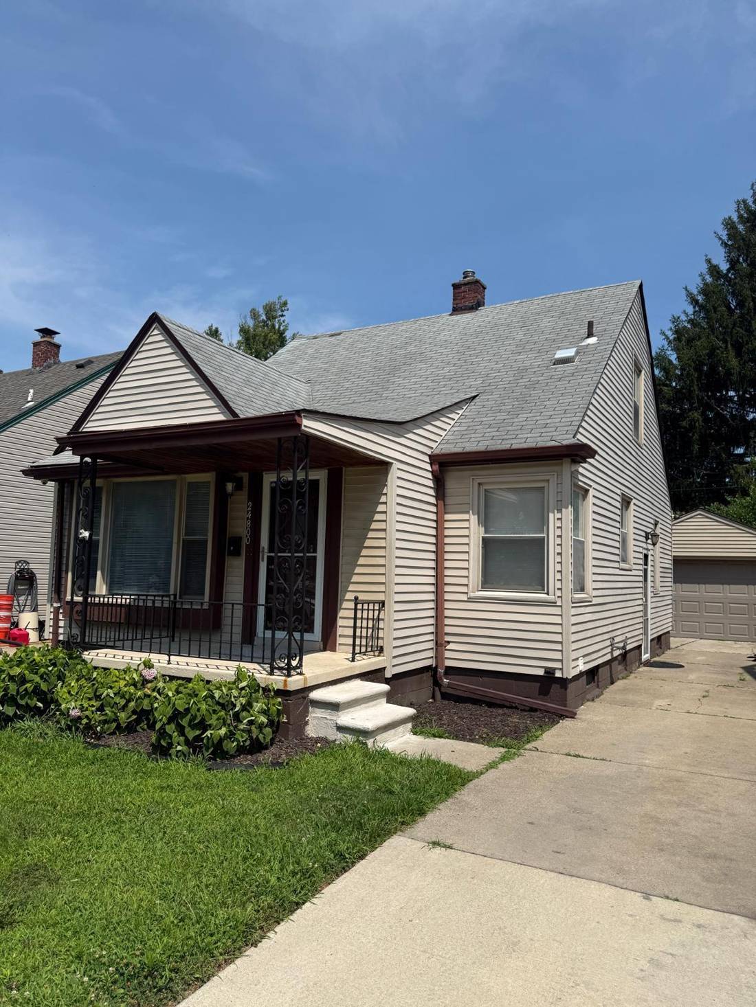 24800 SW Cherry Street SW, Dearborn, MI 48124