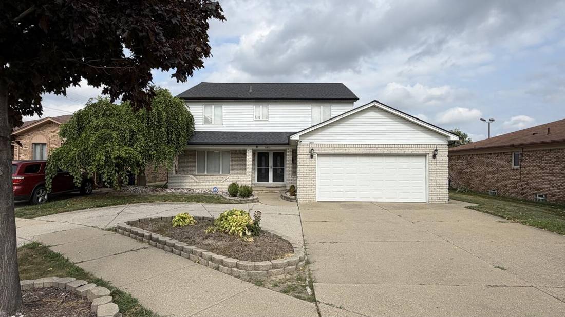 36868 Melbourne Drive, Sterling Heights, MI 48312
