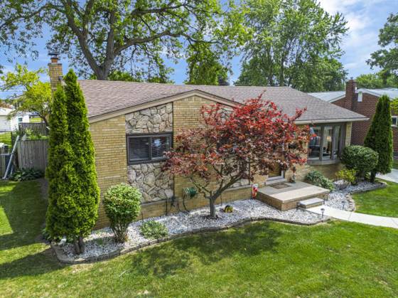 35572 Strathcona Street, Clinton Twp, MI 48035 photo 2