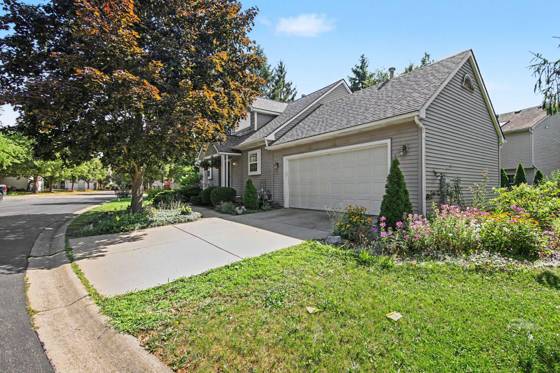 1480 Kelly Green Drive, Ann Arbor, MI 48103 photo 4