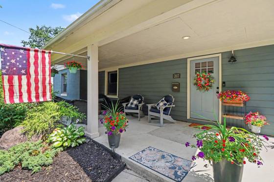 207 W Russell Street, Saline, MI 48176 photo 3